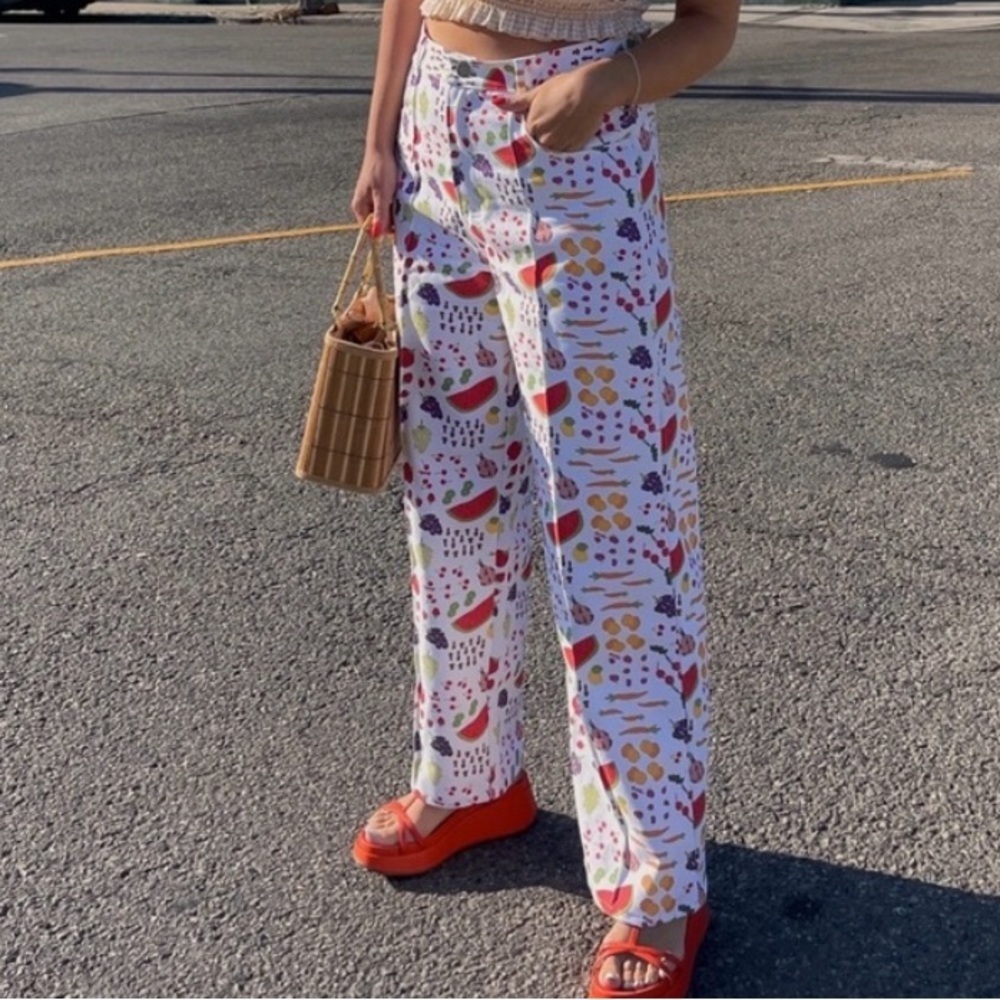 Lisa Says Gah Farmers Market Print Wide Leg Robyn Jeans - Picture 7 of 13